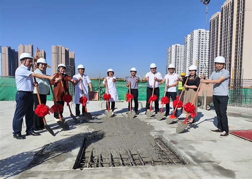 9月3日上午，金天川醫(yī)院隆重舉行喜封金頂儀式